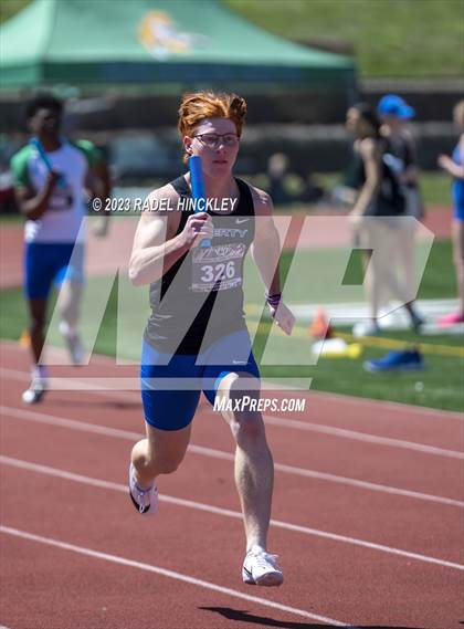Thumbnail 2 in Bill Summa Invitational photogallery.