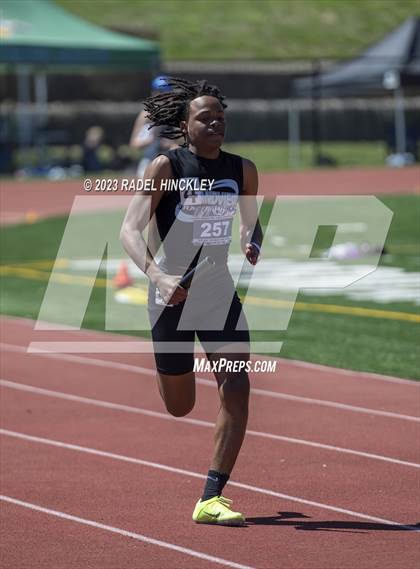 Thumbnail 2 in Bill Summa Invitational photogallery.