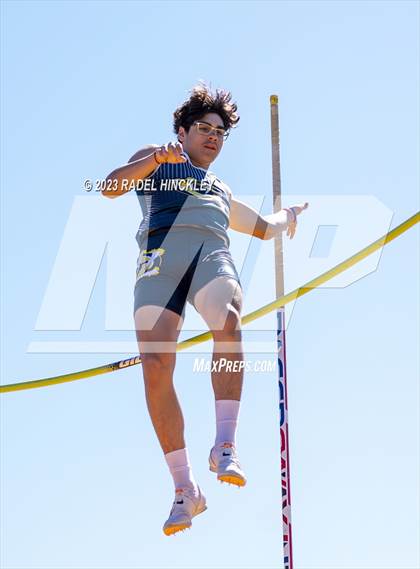 Thumbnail 1 in Bill Summa Invitational photogallery.