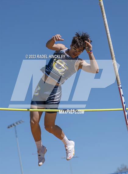 Thumbnail 2 in Bill Summa Invitational photogallery.