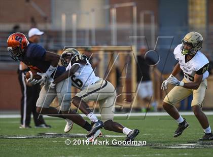 Thumbnail 3 in Foster @ Seven Lakes photogallery.