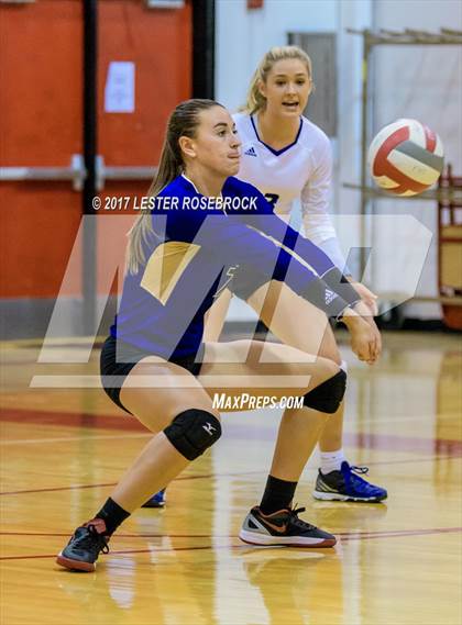 Thumbnail 2 in Tivy @ Fredericksburg photogallery.