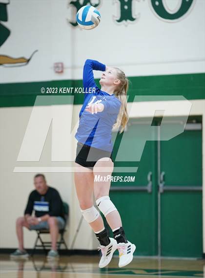 Thumbnail 1 in Rochester @ Notre Dame Prep photogallery.