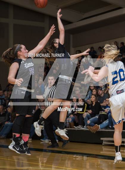 Thumbnail 3 in Fall River vs. Redding Christian (CIF NS D6 Final) photogallery.