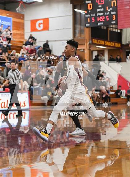 Thumbnail 2 in O'Dea vs. Mountain Pointe (Torrey Pines Holiday Classic) photogallery.