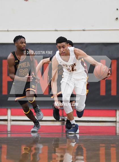 Thumbnail 1 in O'Dea vs. Mountain Pointe (Torrey Pines Holiday Classic) photogallery.