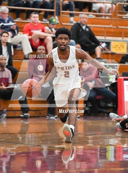 Thumbnail 3 in O'Dea vs. Mountain Pointe (Torrey Pines Holiday Classic) photogallery.