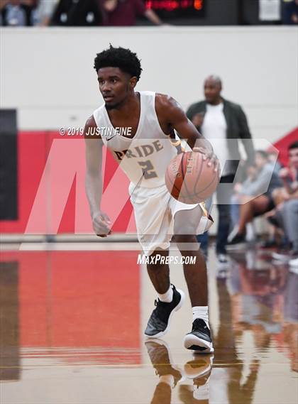Thumbnail 3 in O'Dea vs. Mountain Pointe (Torrey Pines Holiday Classic) photogallery.