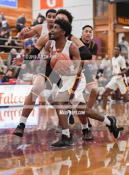 Thumbnail 2 in O'Dea vs. Mountain Pointe (Torrey Pines Holiday Classic) photogallery.