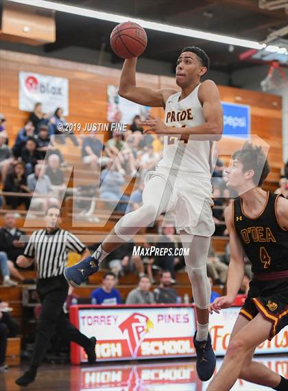 Thumbnail 1 in O'Dea vs. Mountain Pointe (Torrey Pines Holiday Classic) photogallery.