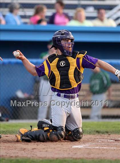 Thumbnail 1 in Avon vs. York photogallery.