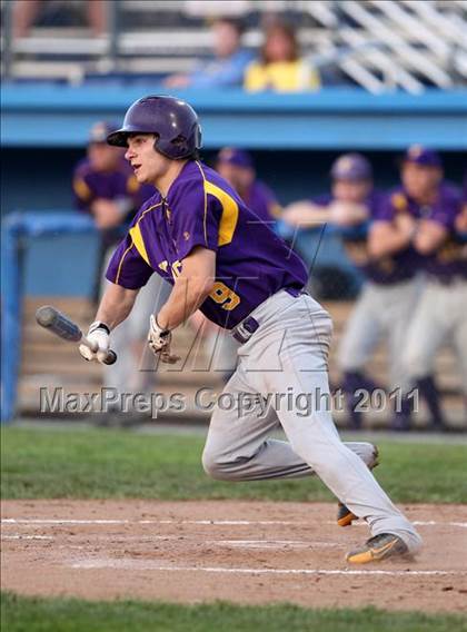 Thumbnail 1 in Avon vs. York photogallery.