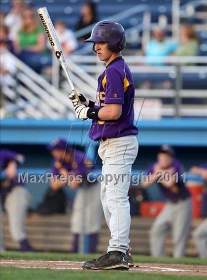 Thumbnail 3 in Avon vs. York photogallery.