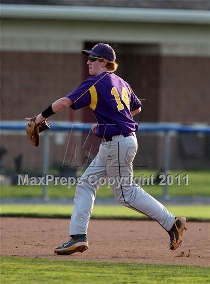 Thumbnail 3 in Avon vs. York photogallery.