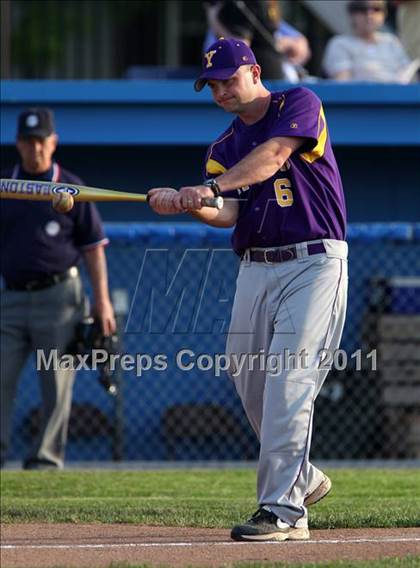 Thumbnail 3 in Avon vs. York photogallery.