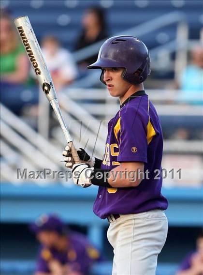 Thumbnail 2 in Avon vs. York photogallery.