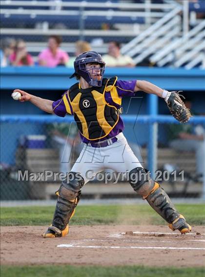 Thumbnail 3 in Avon vs. York photogallery.