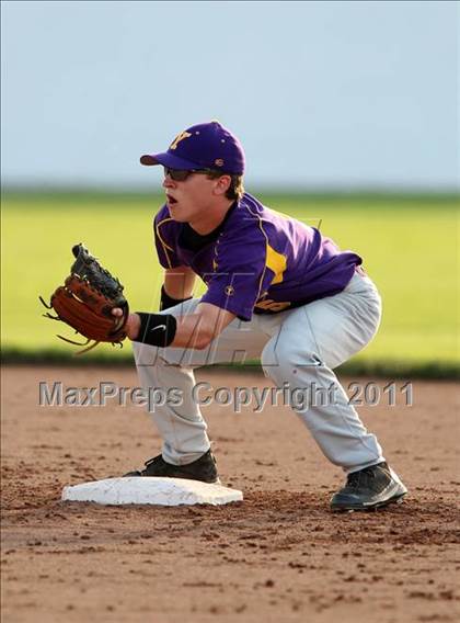 Thumbnail 1 in Avon vs. York photogallery.