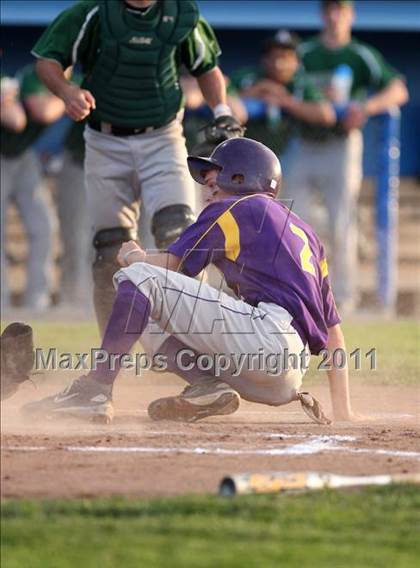 Thumbnail 1 in Avon vs. York photogallery.