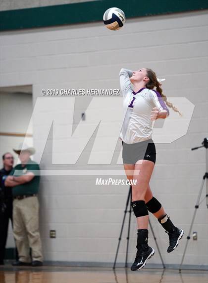 Thumbnail 3 in Thrall vs. Burton (UIL 2A Regional Playoff) photogallery.