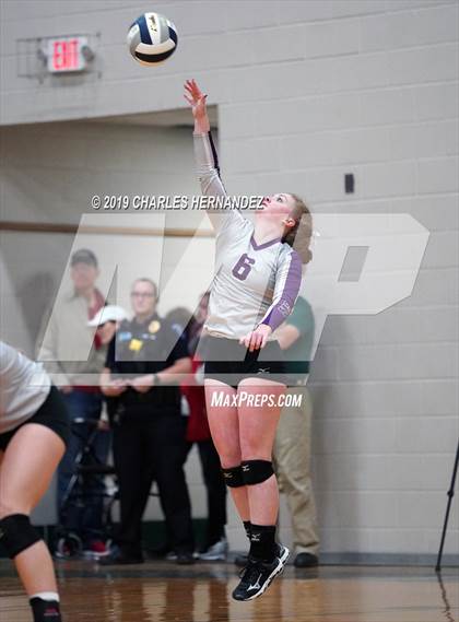 Thumbnail 3 in Thrall vs. Burton (UIL 2A Regional Playoff) photogallery.