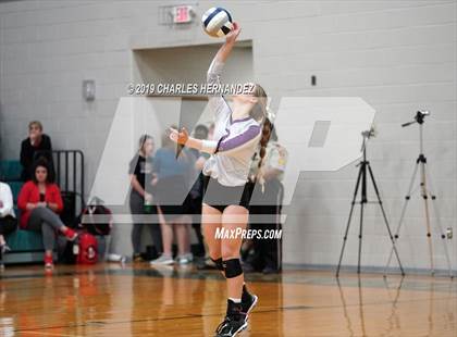 Thumbnail 3 in Thrall vs. Burton (UIL 2A Regional Playoff) photogallery.