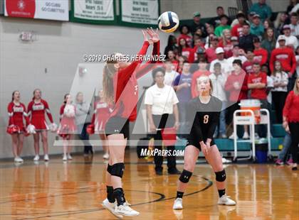 Thumbnail 3 in Thrall vs. Burton (UIL 2A Regional Playoff) photogallery.