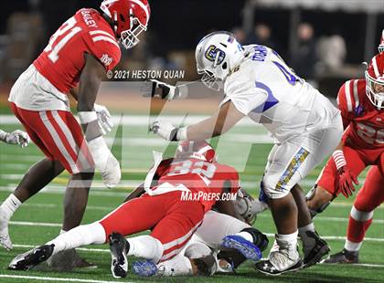 Thumbnail 3 in Serra vs. Mater Dei (CIF State Open Final) photogallery.