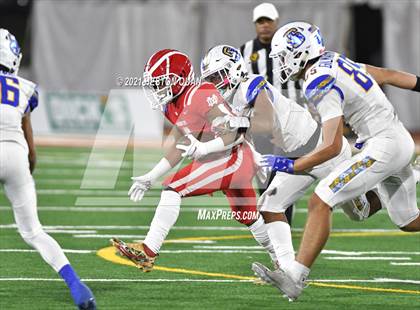 Thumbnail 1 in Serra vs. Mater Dei (CIF State Open Final) photogallery.