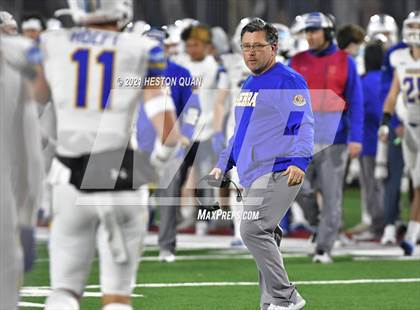 Thumbnail 3 in Serra vs. Mater Dei (CIF State Open Final) photogallery.