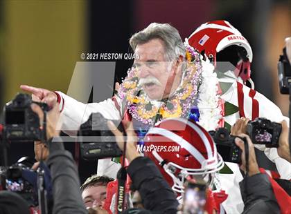 Thumbnail 2 in Serra vs. Mater Dei (CIF State Open Final) photogallery.