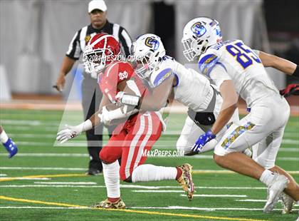 Thumbnail 3 in Serra vs. Mater Dei (CIF State Open Final) photogallery.