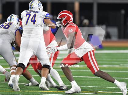 Thumbnail 1 in Serra vs. Mater Dei (CIF State Open Final) photogallery.