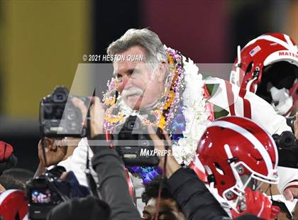 Thumbnail 2 in Serra vs. Mater Dei (CIF State Open Final) photogallery.