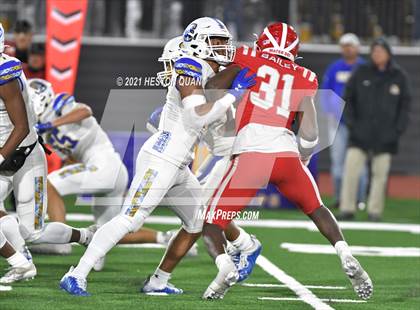 Thumbnail 3 in Serra vs. Mater Dei (CIF State Open Final) photogallery.