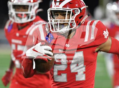 Thumbnail 1 in Serra vs. Mater Dei (CIF State Open Final) photogallery.