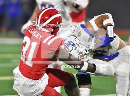 Thumbnail 3 in Serra vs. Mater Dei (CIF State Open Final) photogallery.