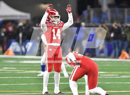 Thumbnail 3 in Serra vs. Mater Dei (CIF State Open Final) photogallery.