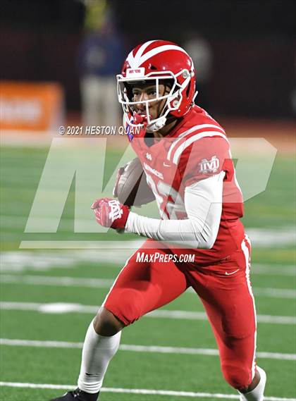 Thumbnail 2 in Serra vs. Mater Dei (CIF State Open Final) photogallery.