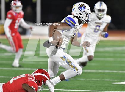 Thumbnail 2 in Serra vs. Mater Dei (CIF State Open Final) photogallery.
