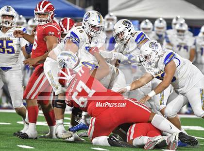 Thumbnail 2 in Serra vs. Mater Dei (CIF State Open Final) photogallery.