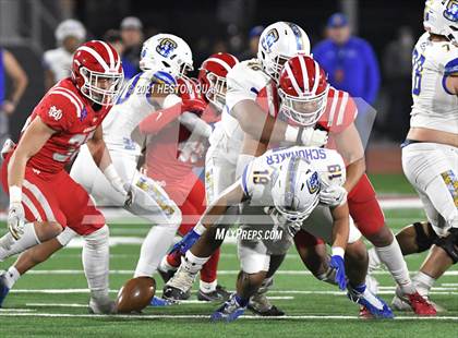 Thumbnail 3 in Serra vs. Mater Dei (CIF State Open Final) photogallery.