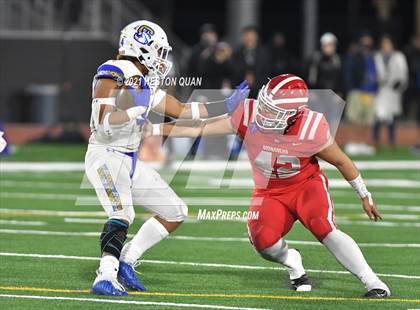 Thumbnail 2 in Serra vs. Mater Dei (CIF State Open Final) photogallery.