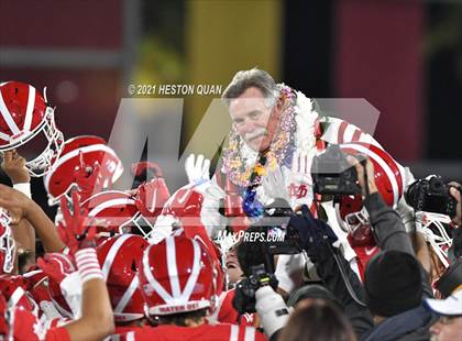 Thumbnail 3 in Serra vs. Mater Dei (CIF State Open Final) photogallery.