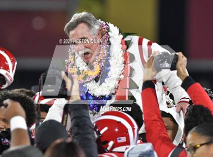 Thumbnail 2 in Serra vs. Mater Dei (CIF State Open Final) photogallery.
