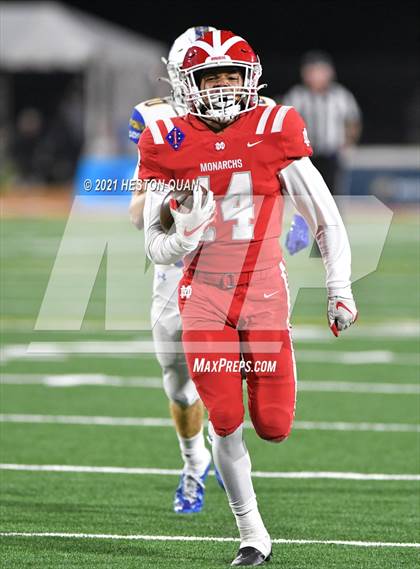 Thumbnail 1 in Serra vs. Mater Dei (CIF State Open Final) photogallery.