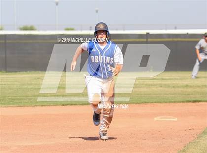 Thumbnail 2 in Bear Creek @ Enochs photogallery.