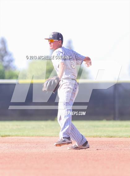 Thumbnail 2 in Bear Creek @ Enochs photogallery.