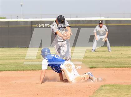 Thumbnail 3 in Bear Creek @ Enochs photogallery.
