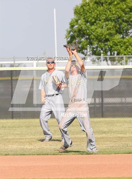 Thumbnail 3 in Bear Creek @ Enochs photogallery.
